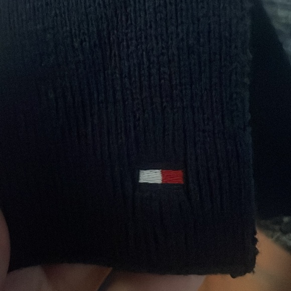 💙Tommy Hilfiger Scarf , Blue & White - Picture 6 of 7